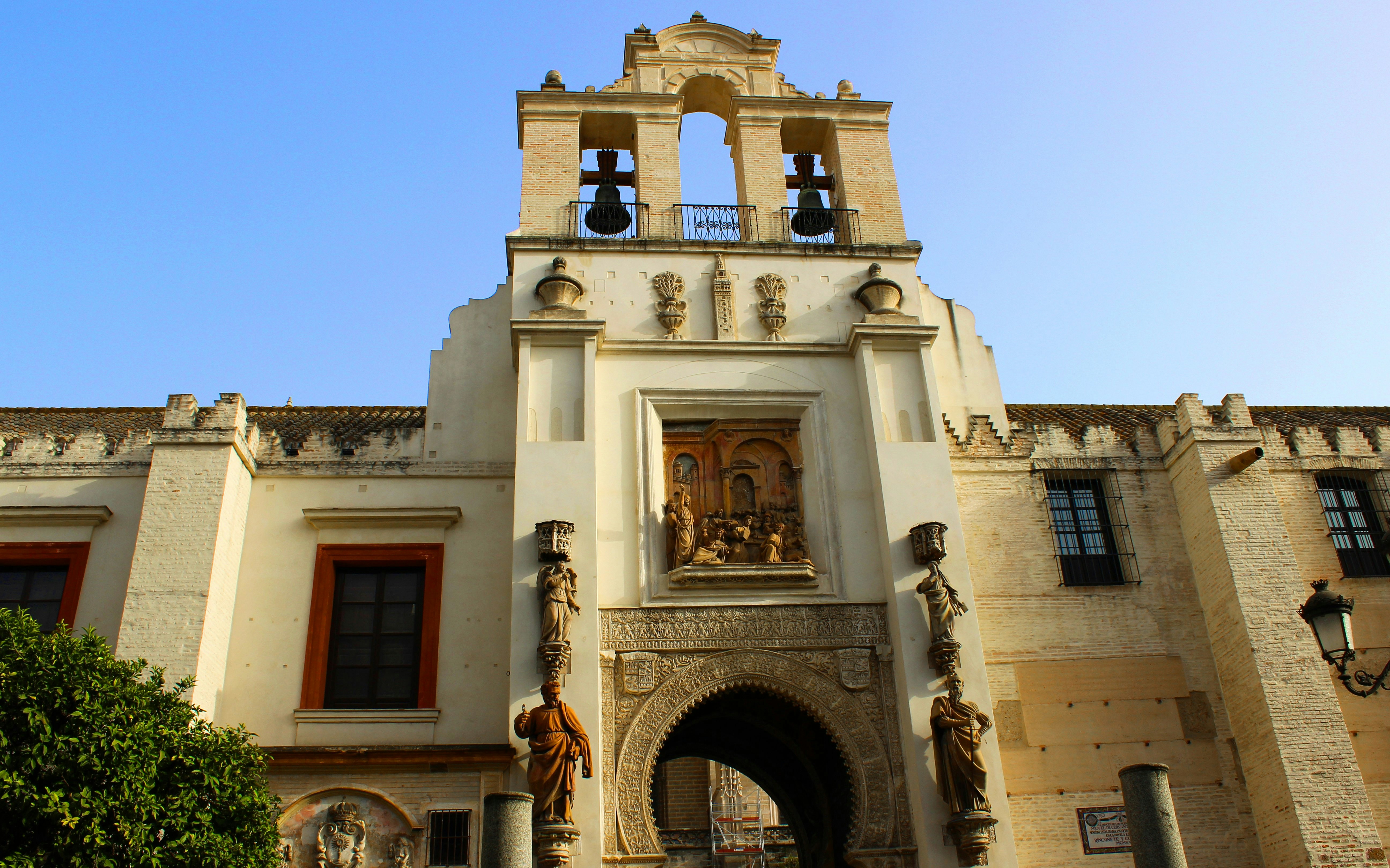 Puerta del Perdón entrance at Córdoba Mosque-Cathedral