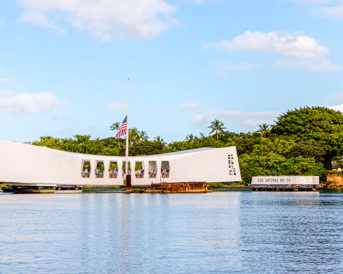 Pearl Harbor, Arizona Memorial, and Battleship Missouri Full-Day Tour