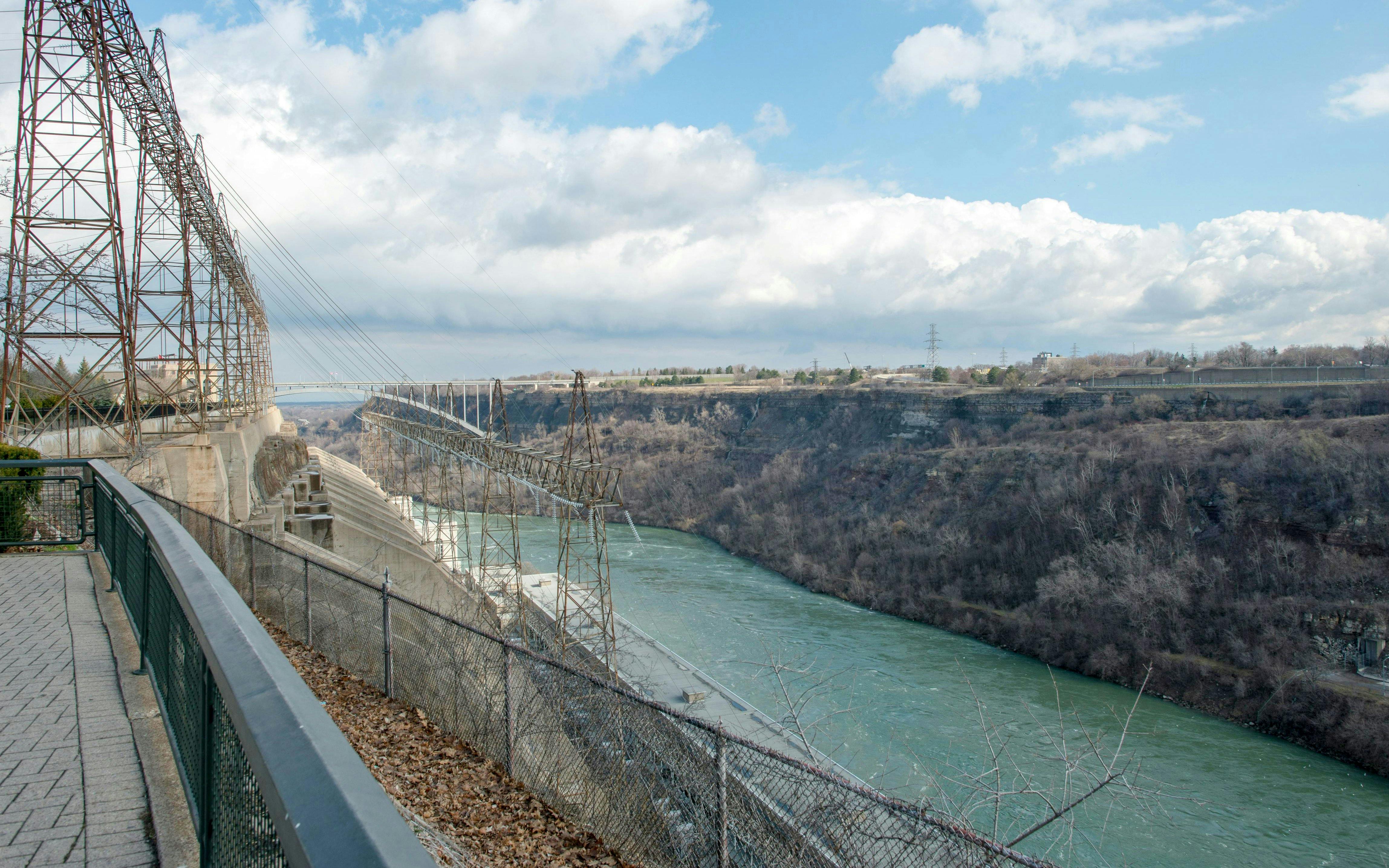 Réservoir de la centrale hydroélectrique Sir Adam Beck