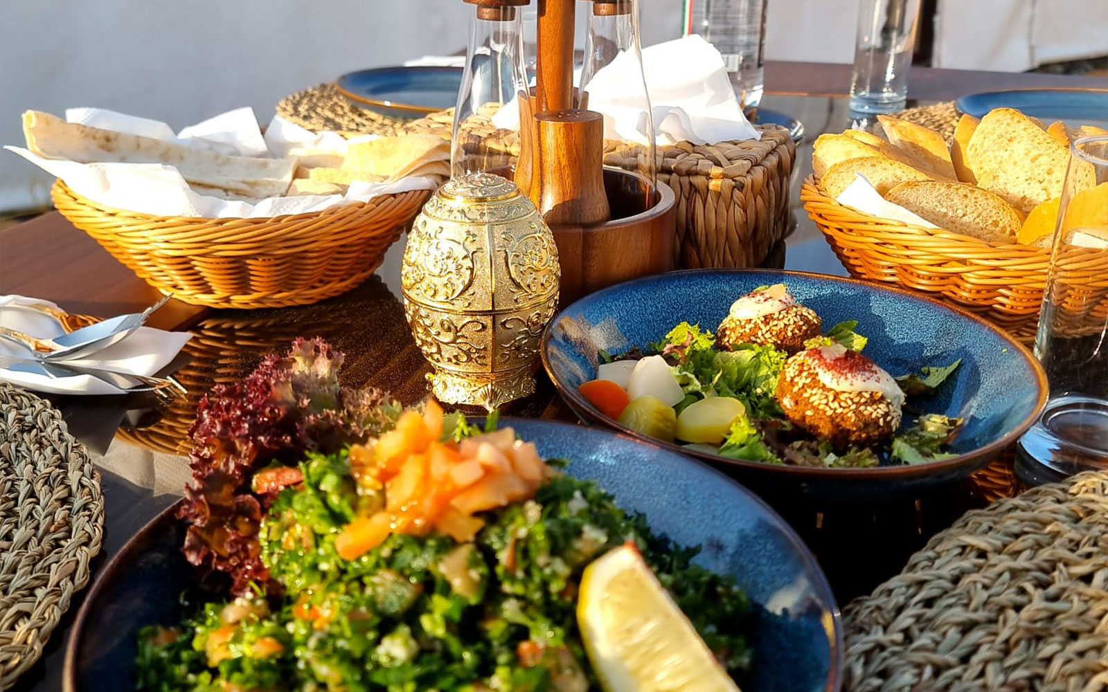 Dubai Desert Nature Safari - What to eat?