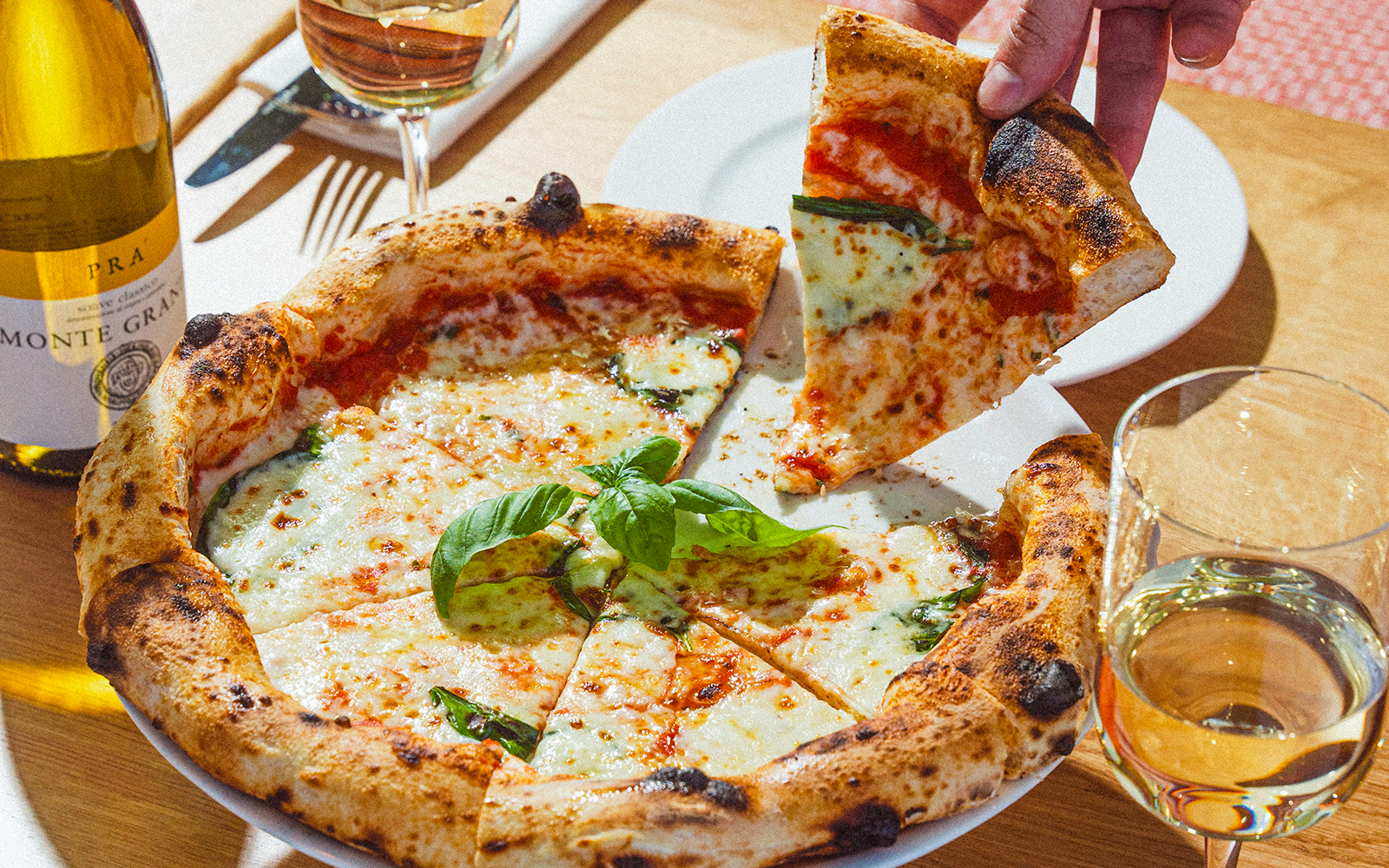 Niagara Falls Travel Guide