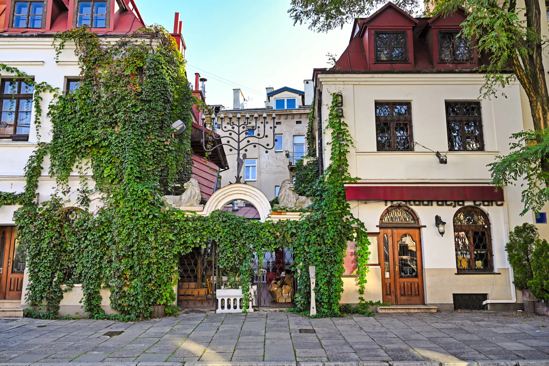 rynek underground museum skip-the-line private tour with krakow old town walking tour-5
