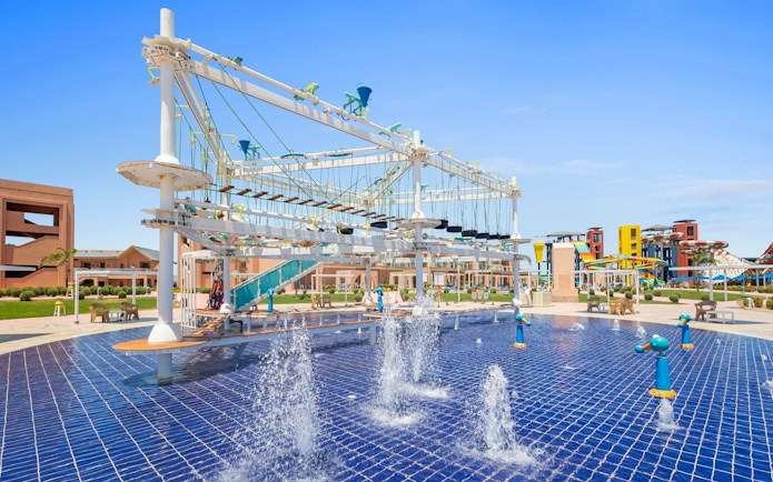 Rope course and fountains at Neverland Waterpark, Pickalbatros, Hurghada.