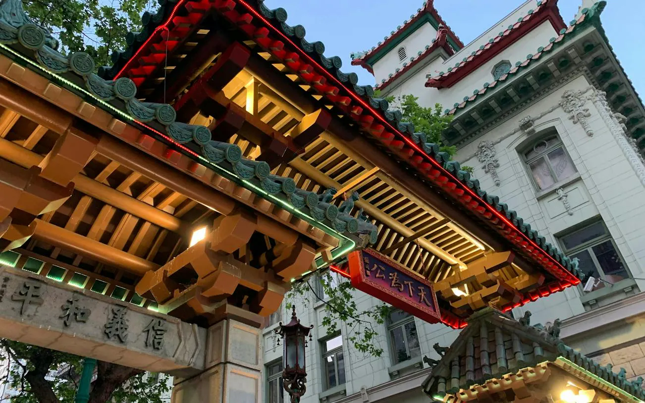 Chinatown Gate in San Francisco, part of the Warrior Cat self-guided city exploration game.
