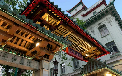 Chinatown Gate in San Francisco, part of the Warrior Cat self-guided city exploration game.