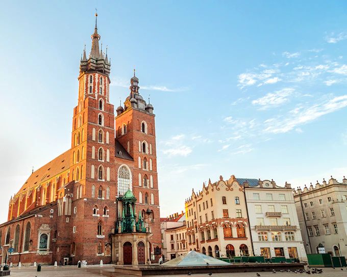 Krakow Old Town & Saint Mary's Basilica Express Guided Tour
