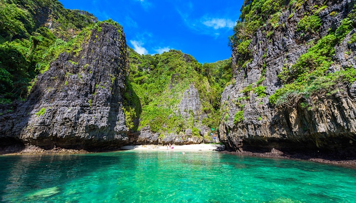 Wang Long Bay - Things To Do in Phi Phi Island