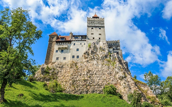 From Bucharest: Bran Castle, Peles Castle, & Brasov Small-Group Guided Tour
