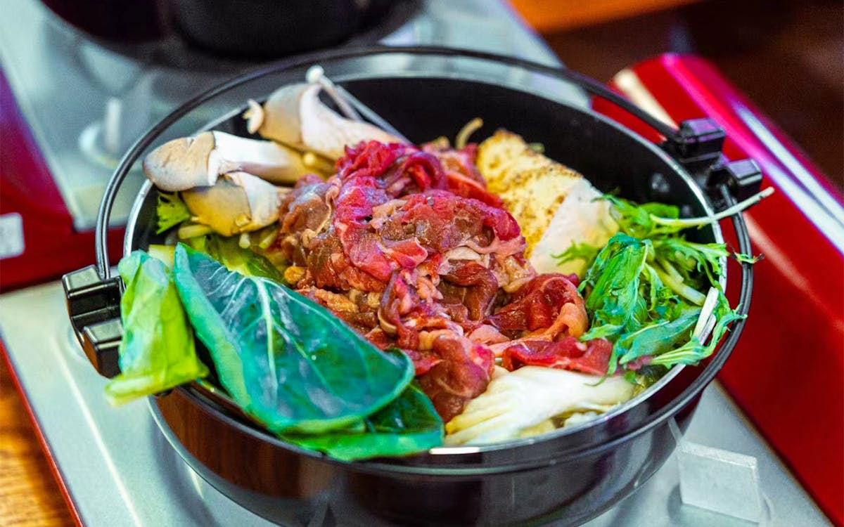 traditional yakatabune hot pot dinner cruise with shamisen show-7 traditional yakatabune hot pot dinner cruise with shamisen show-7