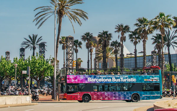 Barcelona Bus Turistic: Hop-on Hop-off Bus Tour