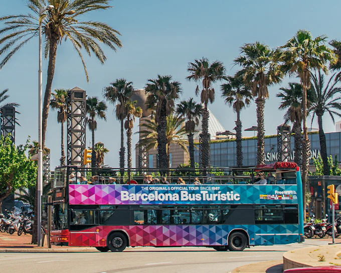 Barcelona Bus Turistic: Hop-on Hop-off Bus Tour