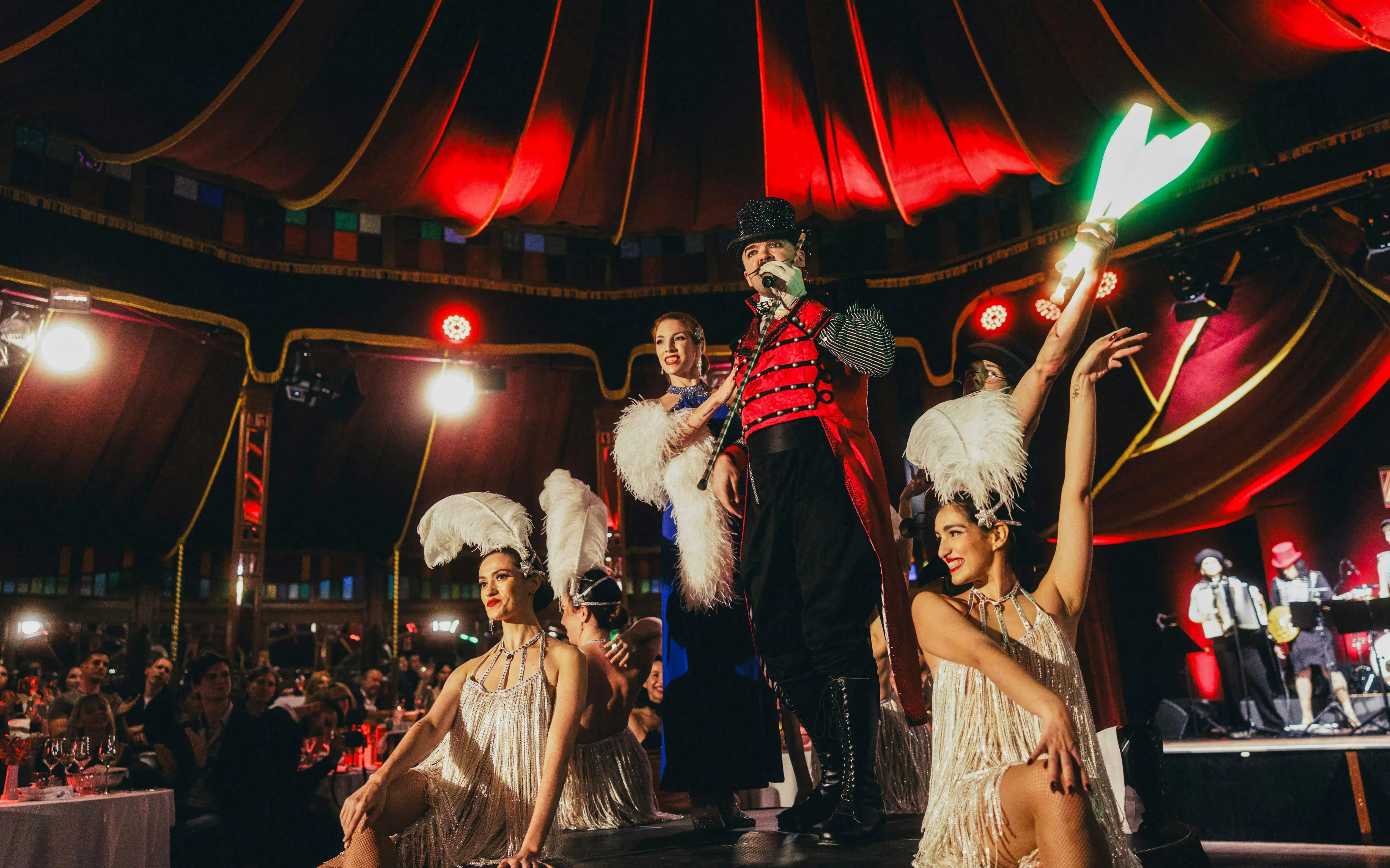Burlesque performers on stage at The Mirage dinner show, Vienna.