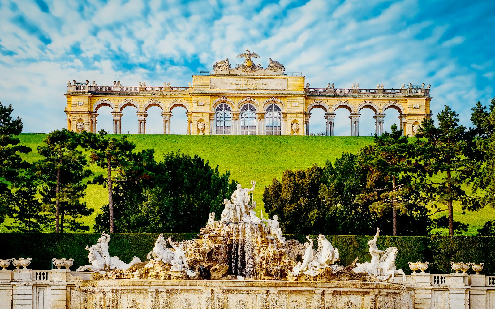 Vienna's Schönbrunn Palace Gloriette and Neptune Fountain, part of Go City Explorer Pass.