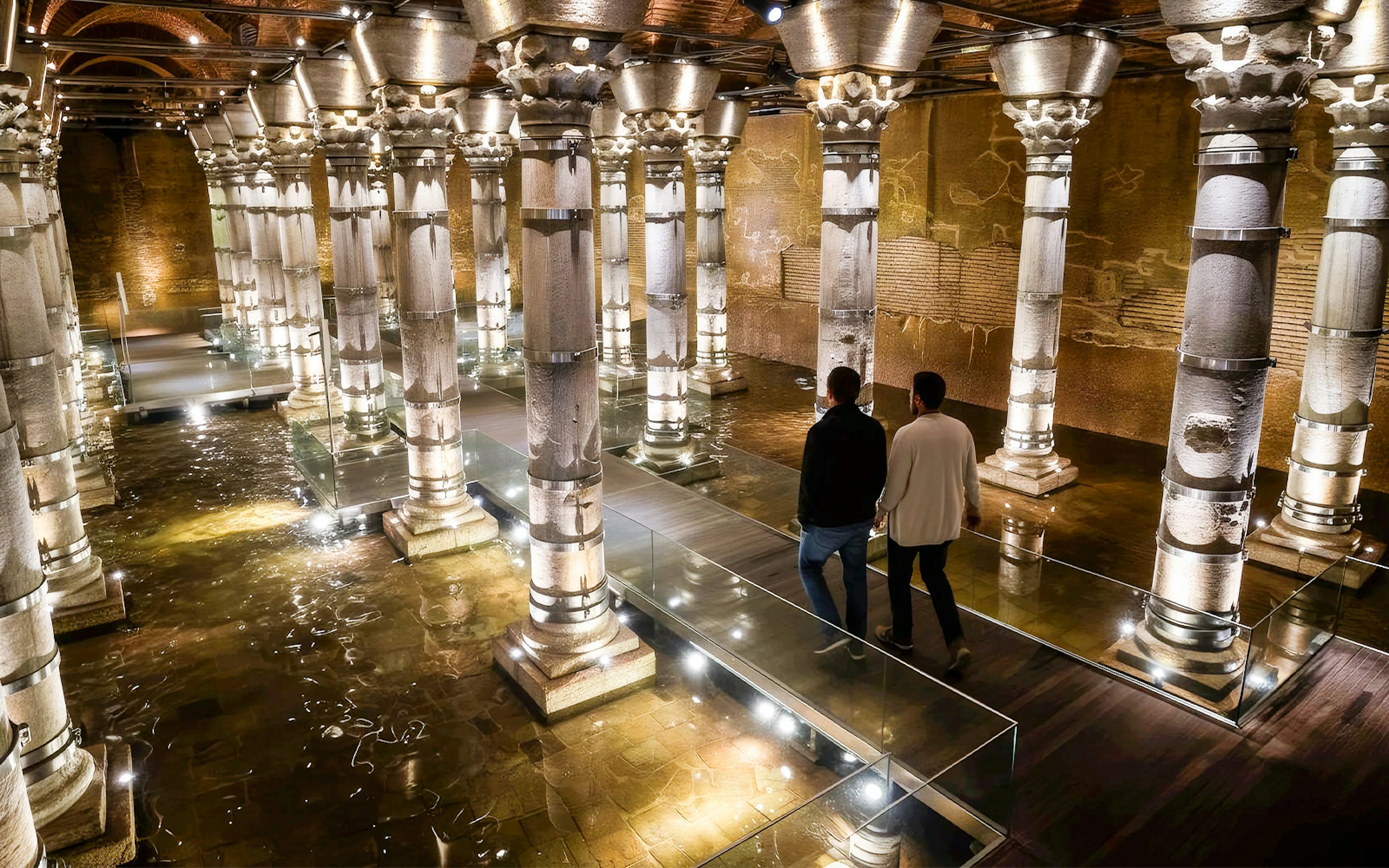 People walking inside the Theodosius Cistern