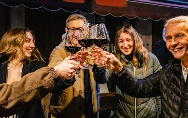 wieczorna wycieczka kulinarna po dzielnicy cannaregio w wenecji z 8 degustacjami, 4 drinkami i kolacją przy stole-4