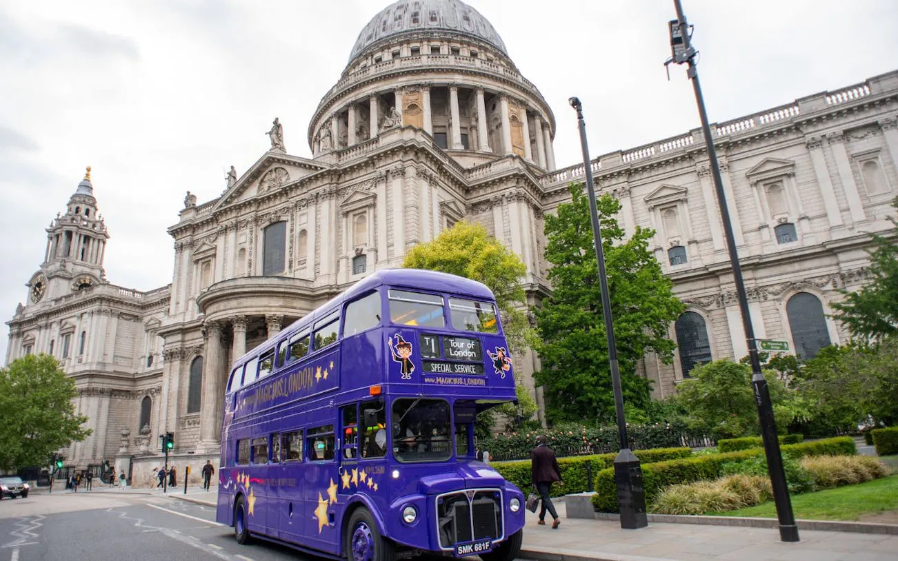 London: Harry Potter Film Locations Sightseeing Bus Tour Image 10