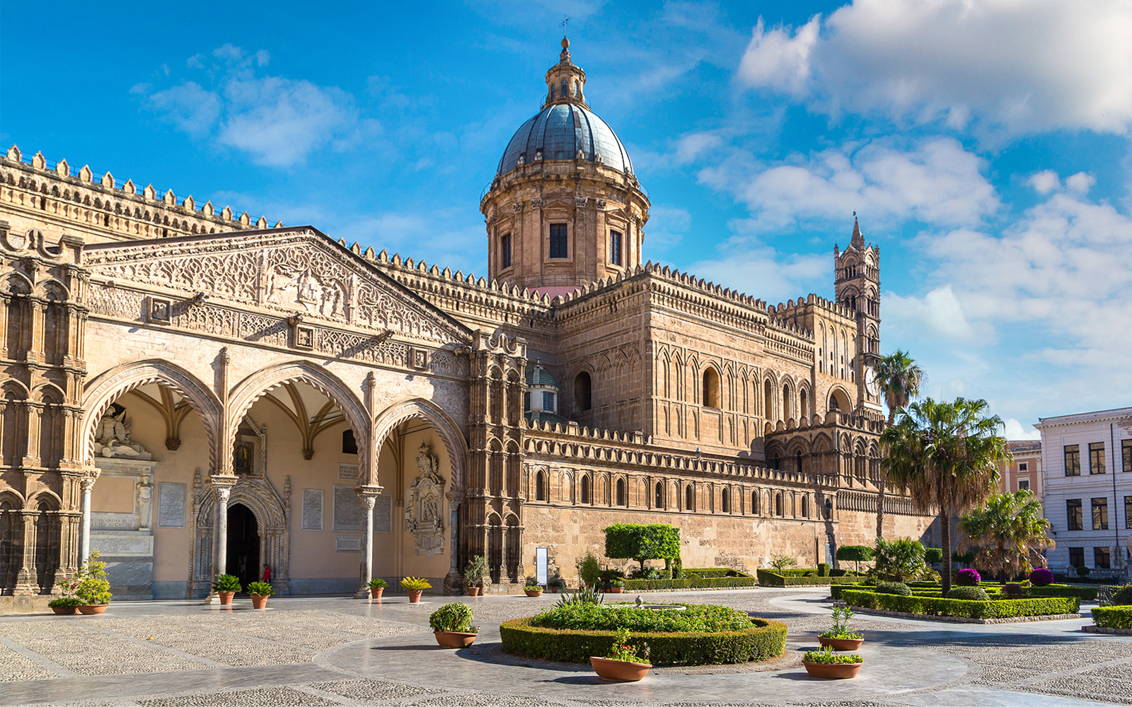 Palermo cathedral visit during HOHO tour
