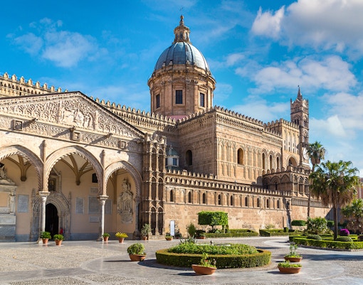 Palermo cathedral visit during HOHO tour