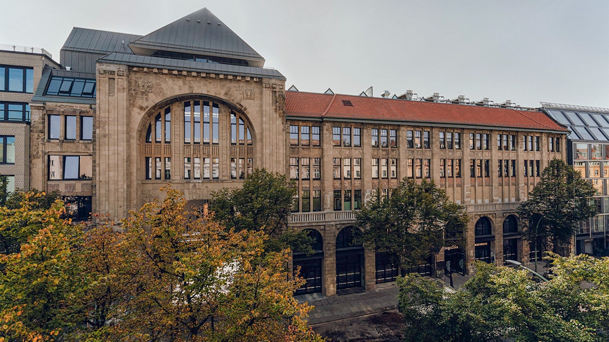 How to reach Fotografiska Berlin?