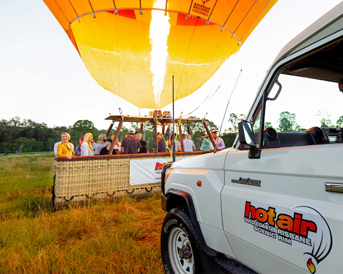 Gold Coast Hot Air Balloon Ride with Sparkling Wine & Hotel Transfers