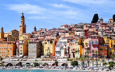 Nice Small-Group Treasure Hunt Walking Tour With Local Riviera Tastings