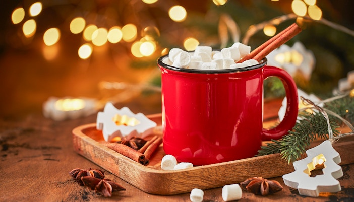 Seasonal delights in Montmartre during Christmas