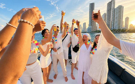 Cartagena Sunset Party Cruise: DJ, Dance Show & Open Bar