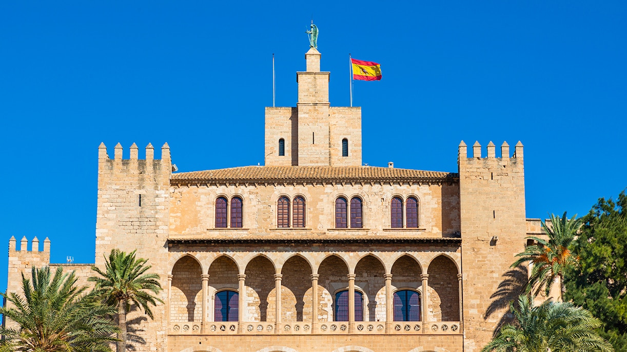Palacio Real de la Almudaina - catedral palma de mallorca