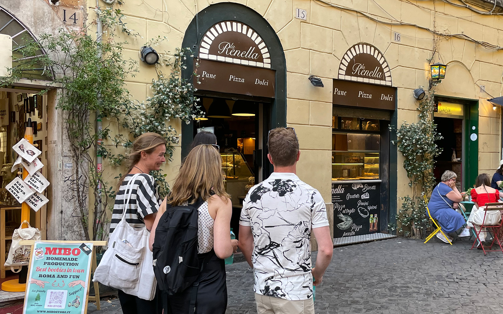 Guided Food & Wine Tour in Trastevere and the Jewish Ghetto