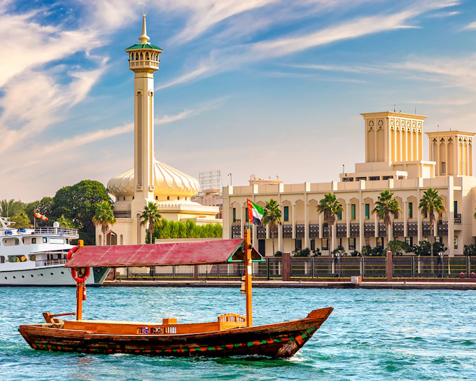 From Dubai Canal: 1-Hour Sightseeing Abra Ride