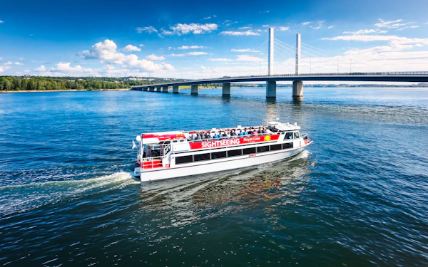 Helsinki Under-the-Bridges Sightseeing Cruise with Audio Guide
