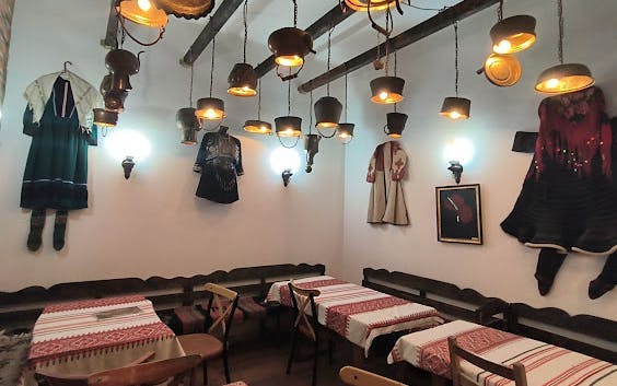 privé-kookles in tirana: traditionele albanese gerechten in een lokaal restaurant-1