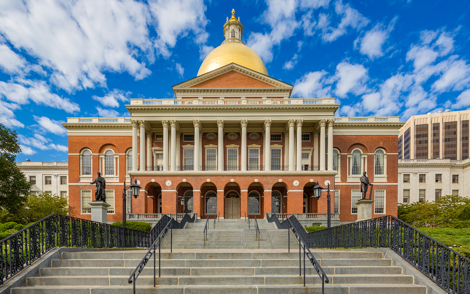 Massachusetts State House