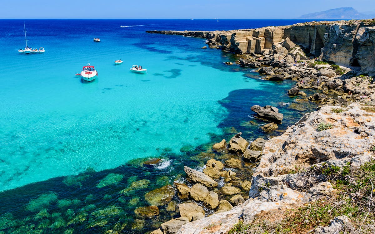 dinghy boat tour of favignana with wine tasting-8 dinghy boat tour of favignana with wine tasting-8
