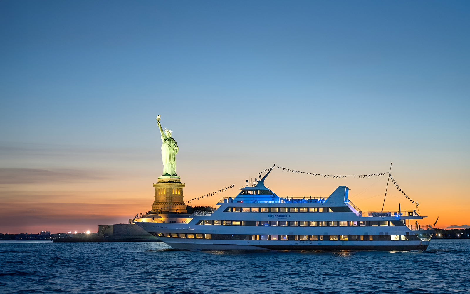 Valentine's Day NYC - Cruise Around Ellis Island