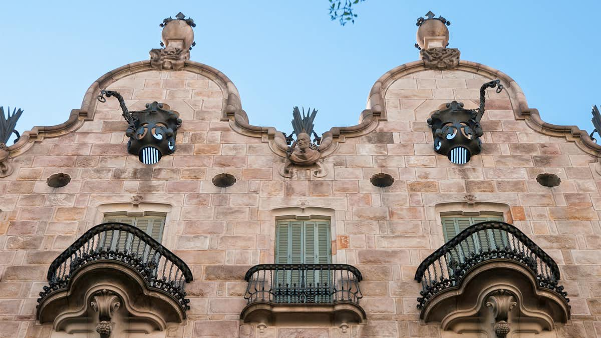 gaudi barcelona buildings - casa calvet