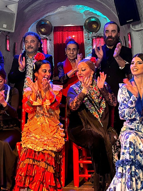 Flamenco dancers and musicians performing at Flamenco Cuevas Los Tarantos, Granada.