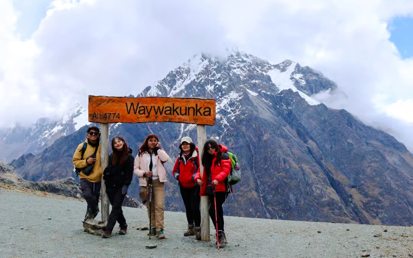 From Cusco: Waqrapukara & Inkachiriasqa Lagoon 2-Day Hiking Tour (Product 53318)