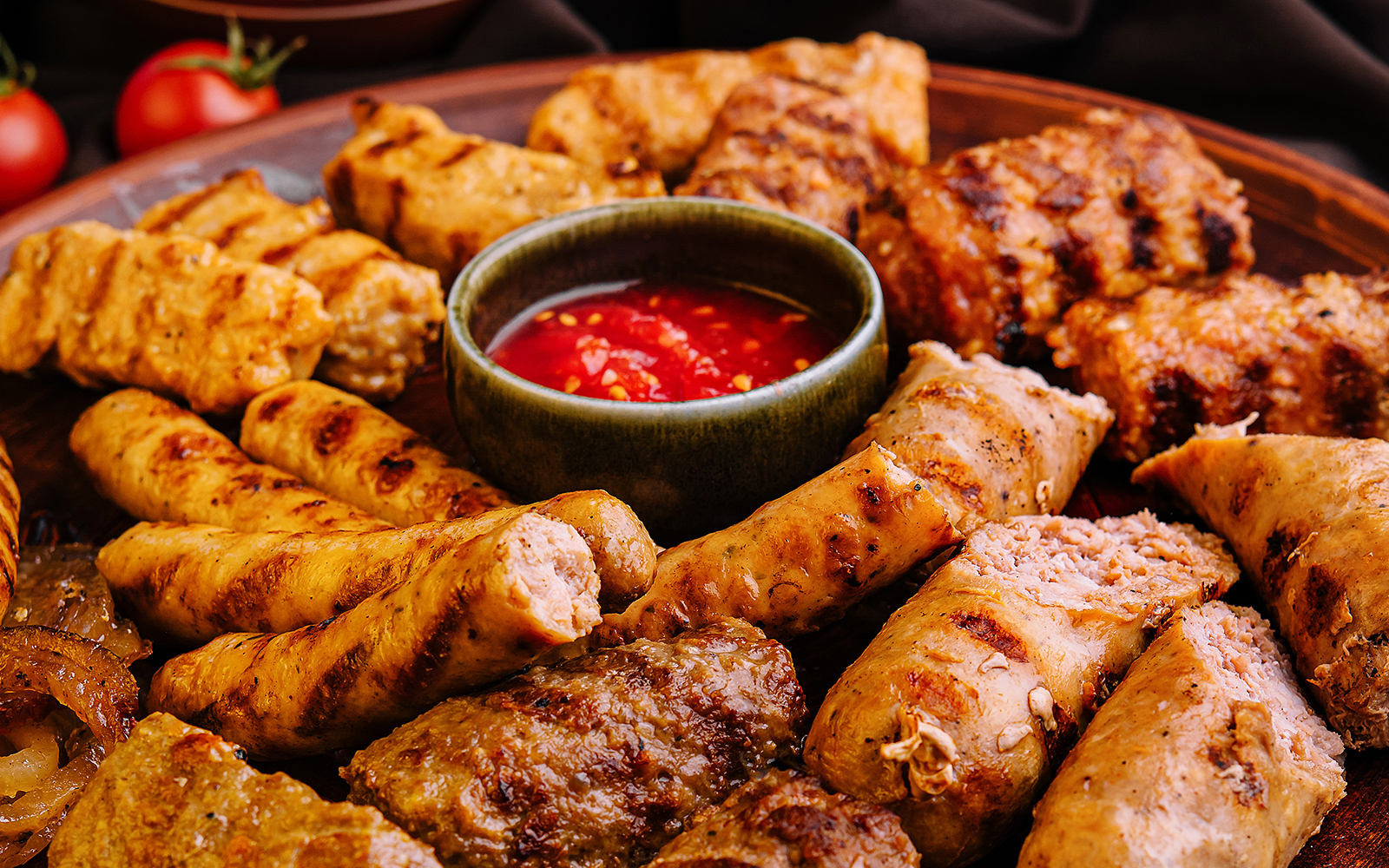 What to Eat Near the Maiden's Tower?