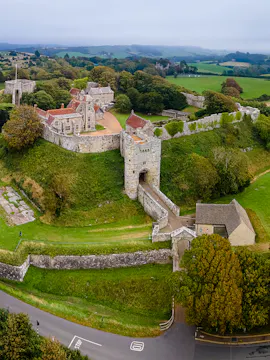 Carisbrooke Castle