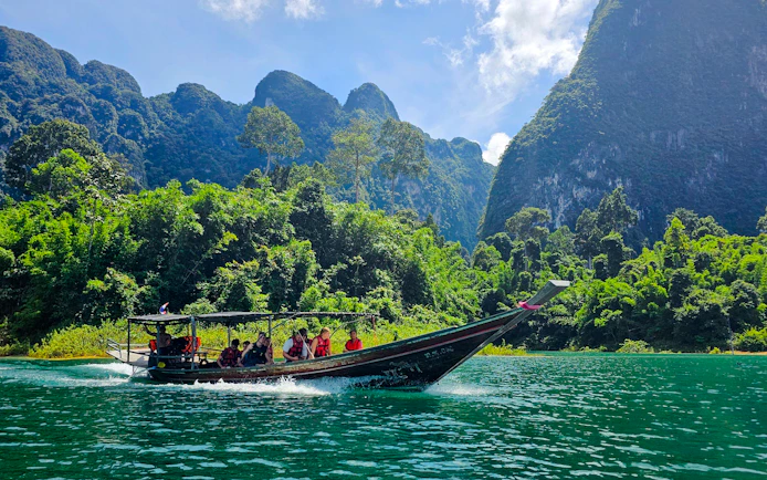 From Phuket/Krabi/Khao Lak: Private Khao Sok Day Trip with Cheow Lan Lake Longtail Boat Tour