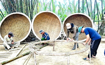 private radtour von hoi an zum dorf tra nhieu mit einer bootsfahrt, nudelmachen und mittagessen-3