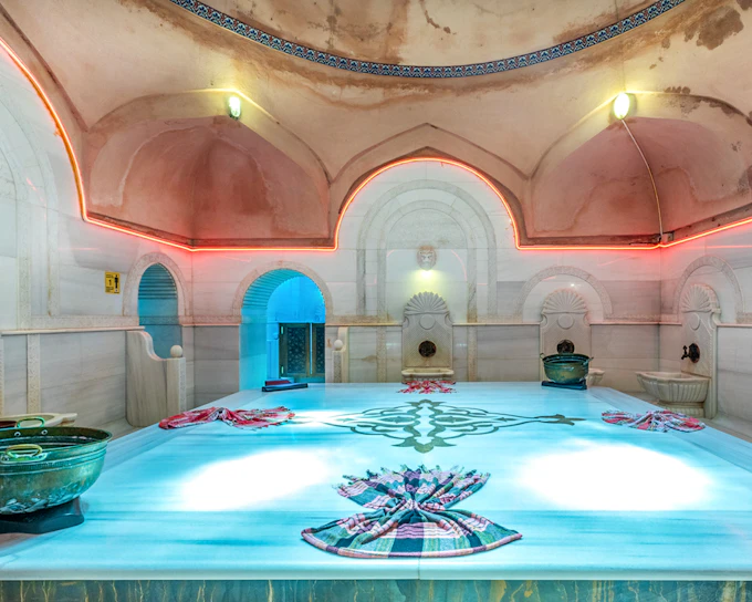 Acemoglu Hammam: Turkish Bath, Spa & Massage in Eminonu