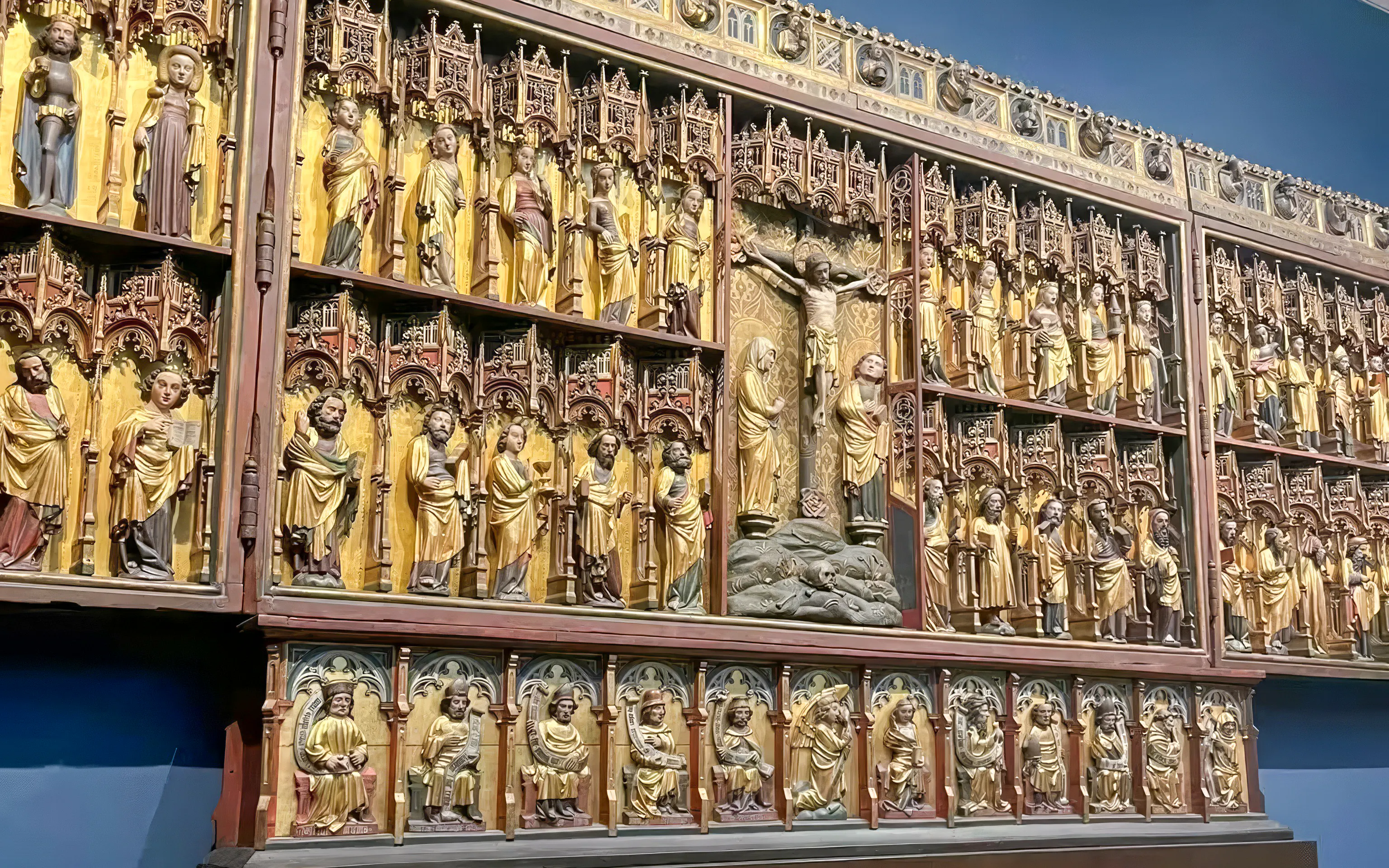Grabow Altarpiece at Hamburger Kunsthalle, Gothic winged altarpiece by Master Bertram von Minden.