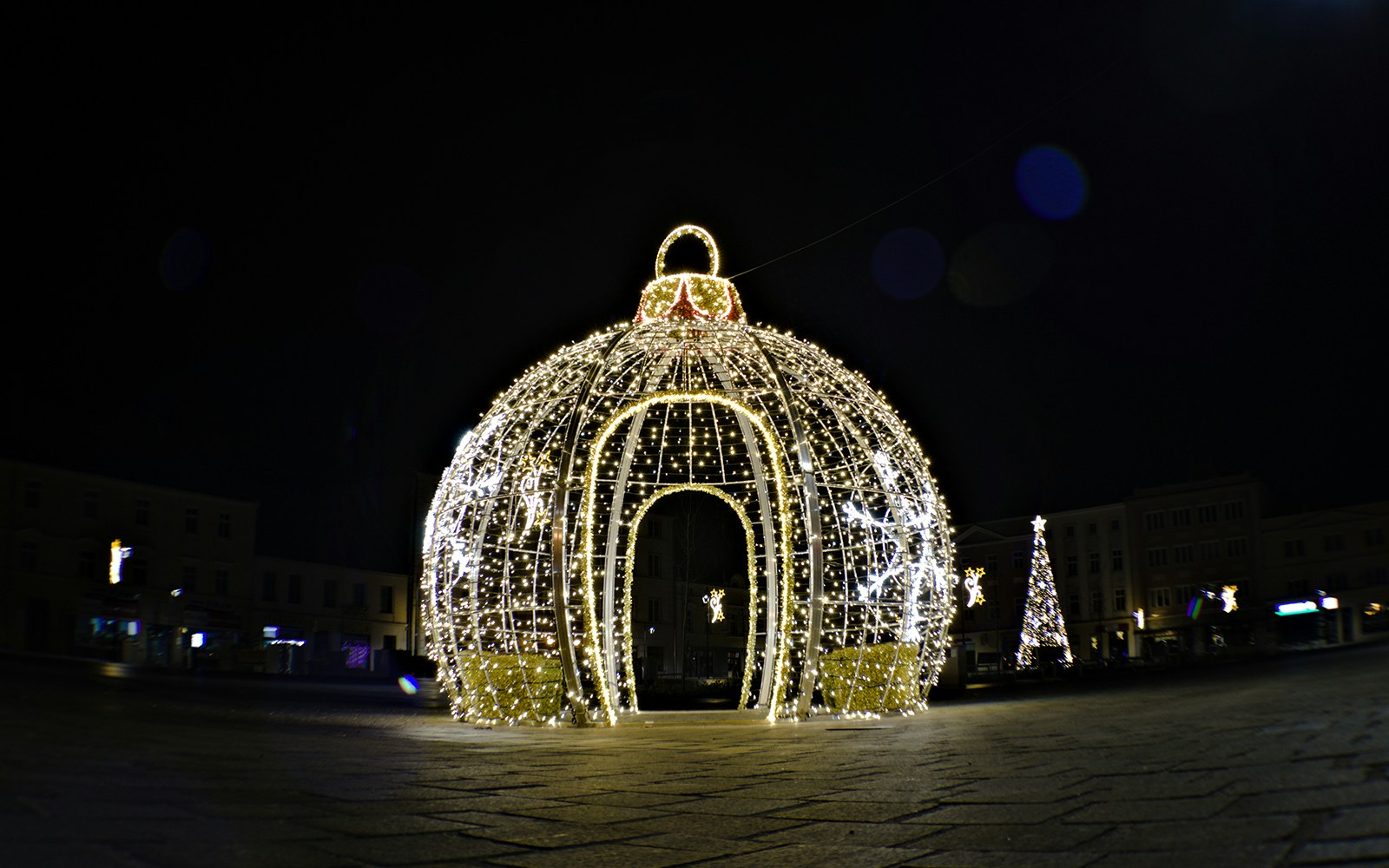 Quiet streets like Rue Cortot with quaint decorations