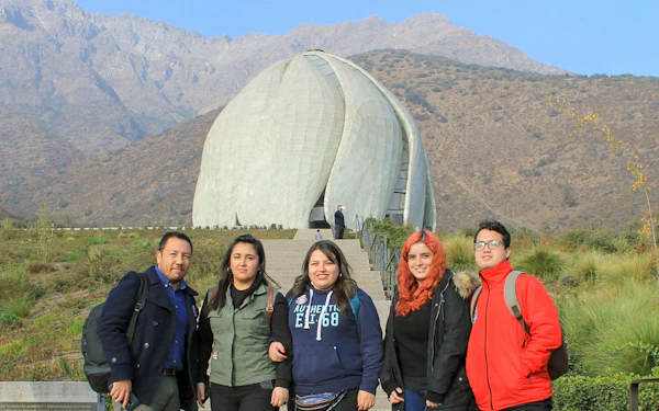 Bahá'i Temple and Cousiño Macul Vineyard