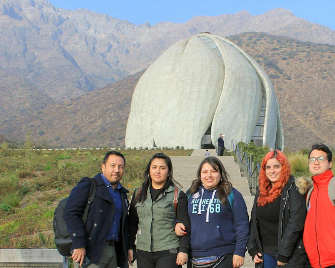 Bahá'i Temple and Cousiño Macul Vineyard