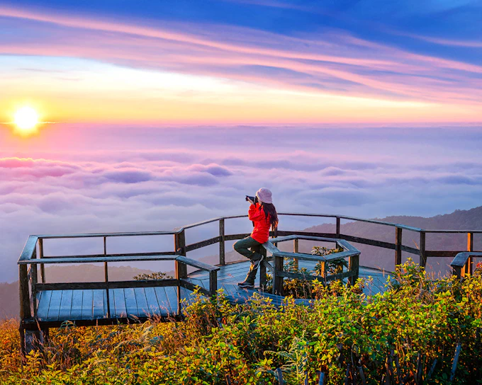 From Chiang Mai: Doi Inthanon National Park Full-Day Tour with Kew Mae Pan Trail Guided Hike