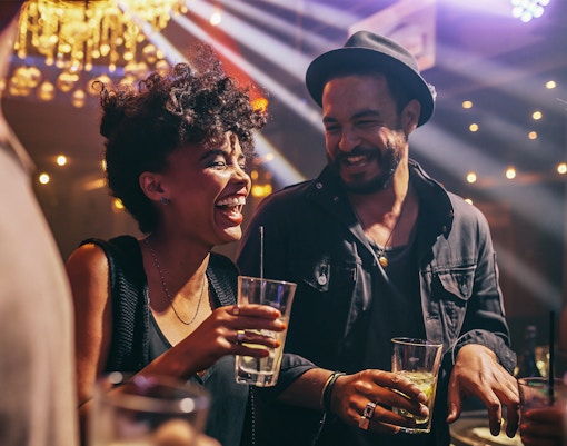 Things To Do in Phi Phi Island - Pub crawl