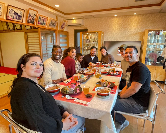 Osaka Ramen and Sushi Cooking Class with Tea Ceremony